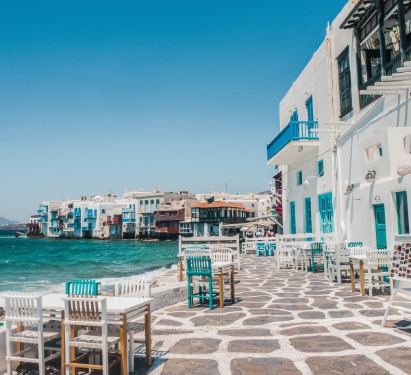 Explore Mykonos with the quality cars of allargo
